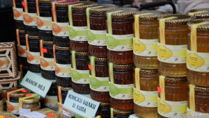 Двойно повече мед в Калоферско тази година - Снимка 1