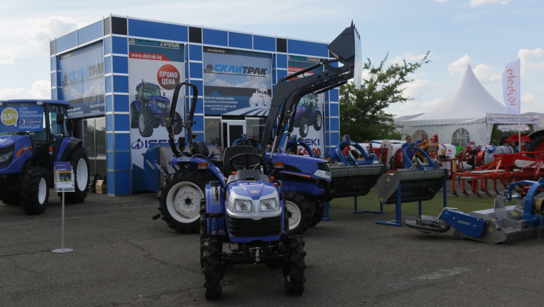Скайтрак представи нови трактори ISEKI на БАТА АГРО Есен 2016