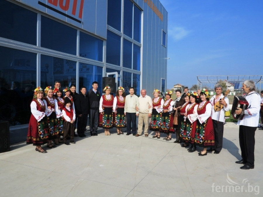 Посещение на FOTON INTERNATIONAL HEAVY INDUSTRY CO в България - Снимка 1