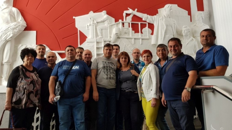 Земеделски производители посетиха заводите на Ростселмаш в Русия 