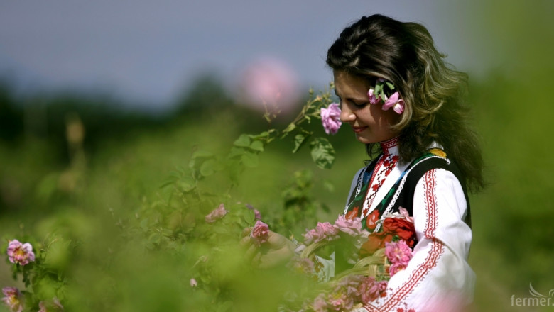 Китай забрани вноса на продукти, съдържащи българска роза