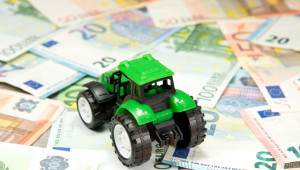 10 процента спад в продажбите на трактори - Agri.bg