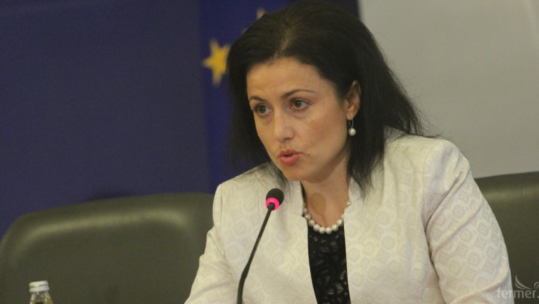 Дали Десислава Танева няма да отстъпи министерството