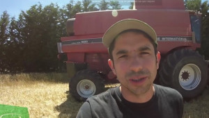 Зърнопроизводител стана онлайн звезда  - Agri.bg
