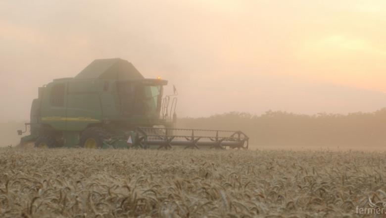 По оперативни данни на МЗХ средният добив при пшеница е в размер на 478 кг/дка