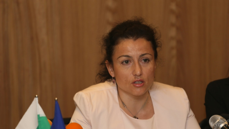 Десислава Танева ще се срещне със земеделския министър на Португалия