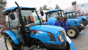 Tракторът LS XU 6168 дебютира на българския пазар (ВИДЕО) - Agri.bg