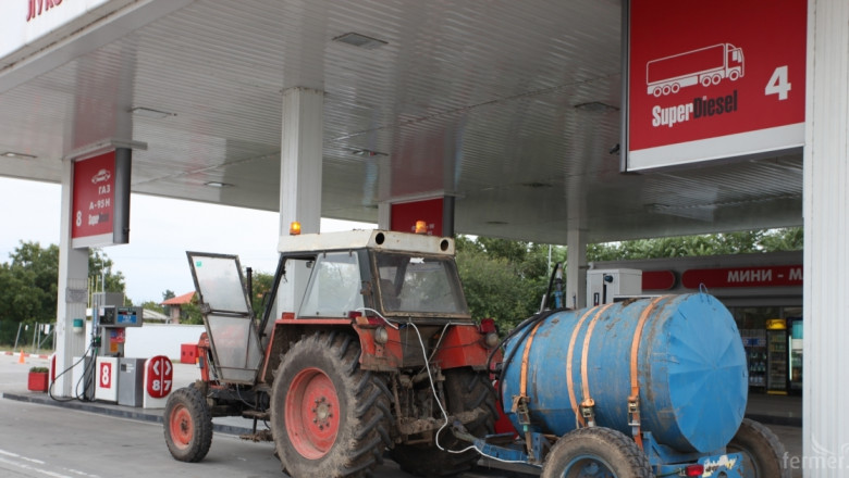 До 30 ноември фермерите подават данни в НАП за наличните съдове за горива (УКАЗАНИЯ)