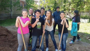 Ученици създадоха градина за екологично чисти плодове и зеленчуци - Agri.bg