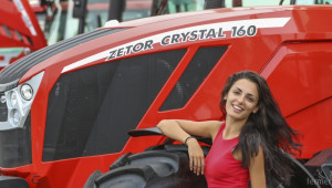 Тракторът Zetor Crystal направи световната си премиера в България (ВИДЕО)