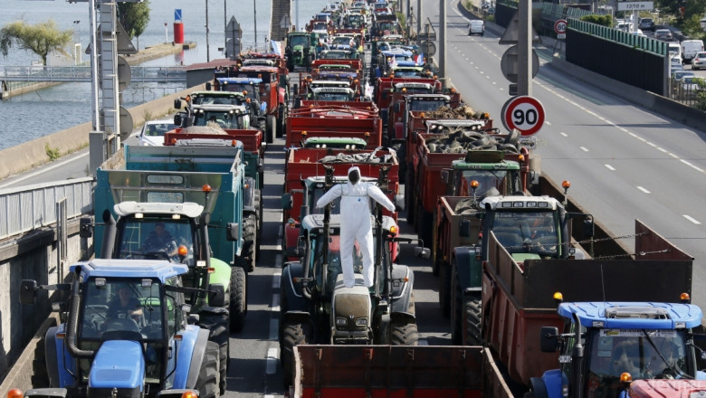 Гръцките фермери излизат на протести заради повишаването на данъците