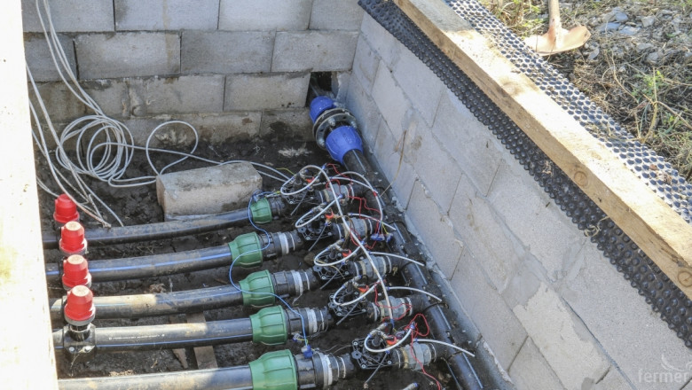 Подземното капково напояване навлиза успешно в българското земеделие (ВИДЕО)