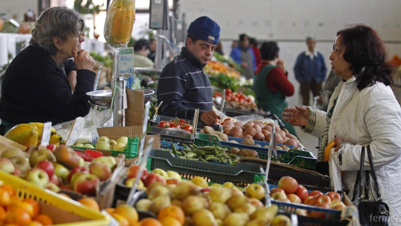 Данъкът от вредните храни и напитки да отиде за субсидии за плодове и зеленчуци