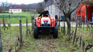 Нови трактори Kioti DK за лозя, овощни градини и оранжерии пускат от СД Драганови - Agri.bg