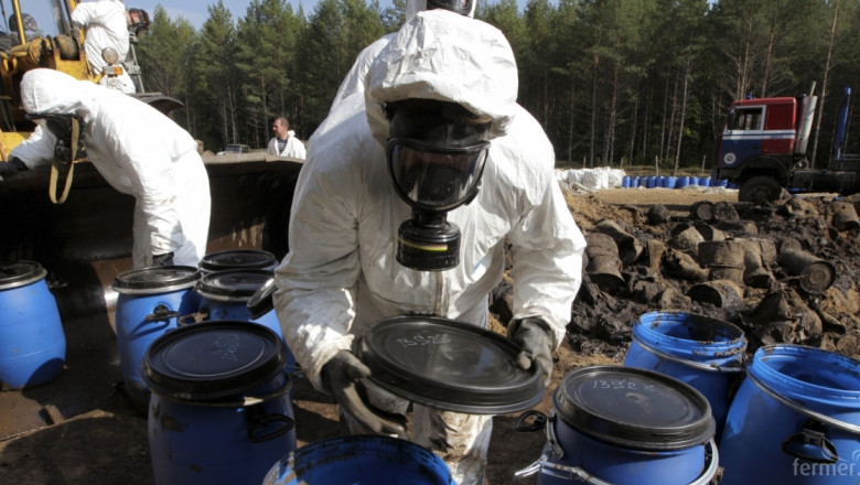 Унищожават 4500 тона опасни пестициди в цяла България 