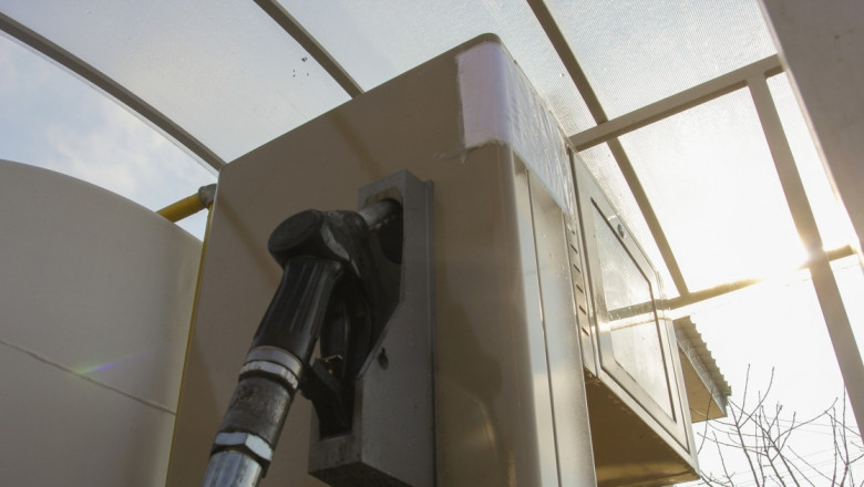 Нивомерите няма да са задължителни за  малки ведомствени бензиностанции