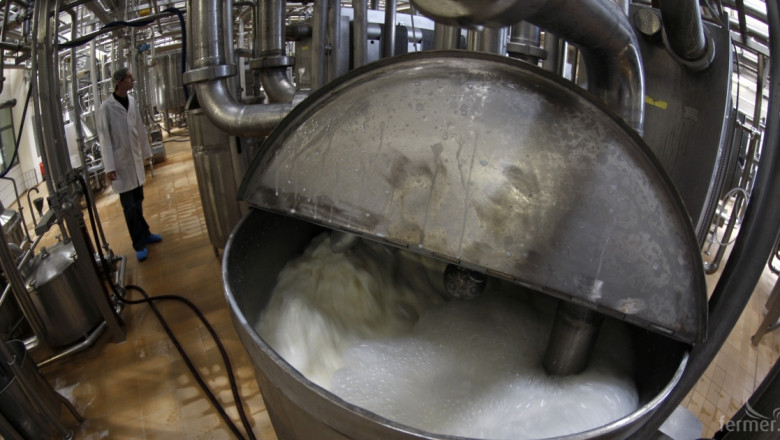 МЗХ отчита ръст на преработеното мляко в България през 2014-а