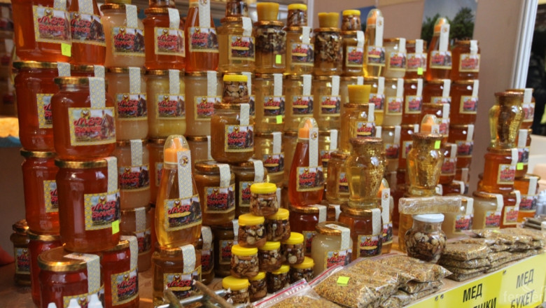 Пчелари масово отчитат по-ниски добиви на пчелен мед