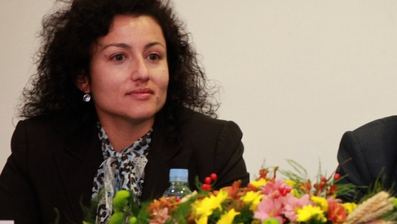 Десислава Танева присъства на подписването на коалиционно споразумение за Правителство 