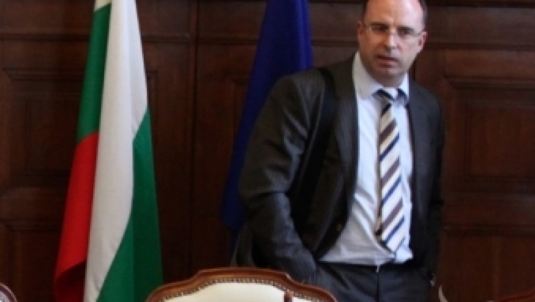 Бившият директор на ДФЗ Румен Порожанов поема финансите в Служебния кабинет
