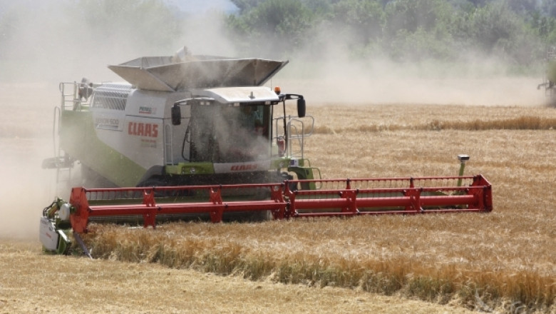 МЗХ поиска доклад за актуалното състояние на зърноприбиращата техника