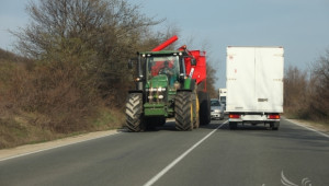 Движението на агротехника се ограничава заради празниците - Agri.bg