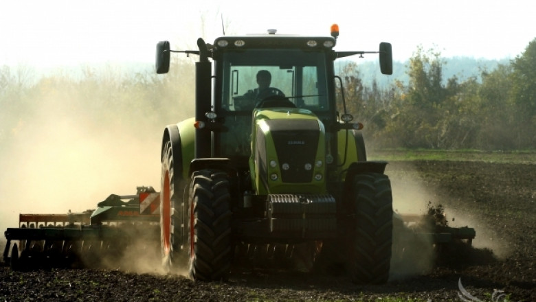 Законови промени ще облекчават регистрацията на земеделска техника