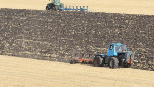 БАТА АГРО: Трябва дългосрочна стратегия за машинно-тракторния парк (ВИДЕО) - Agri.bg