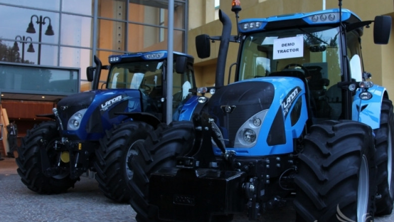 Оптиком OOД пуска 30 трактора Landini в промопакет с филтри, масла и резервни части