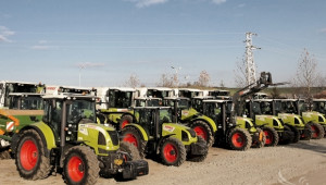 Богата стокова наличност от комбайни и трактори Claas на лизинг предлага Универсал НВГ - Agri.bg