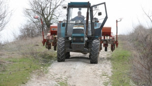 Минималният осигурителен доход за земеделска дейност за 2014 г. е 240 лв. - Agri.bg