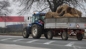Днес е забранено движението на селскостопанска техника по главните пътища - Agri.bg