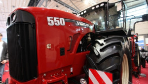 Rostelmash и Buhler Versatile показаха нови комбайни и трактори за големи стопанства (ВИДЕО) - Agri.bg
