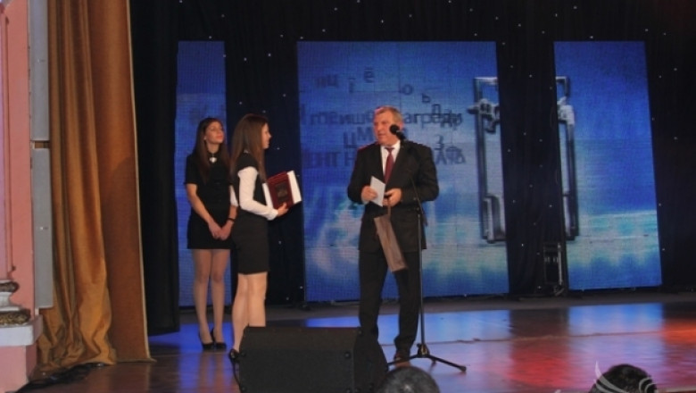 Министър Димитър Греков награди Студент на годината с платен стаж в МЗХ