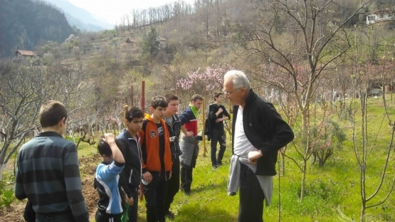 Ученици се обучават на еко земеделие и устойчив туризъм