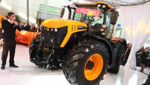 JCB представи най-новата серия трактори 4000  (ВИДЕО) - Agri.bg