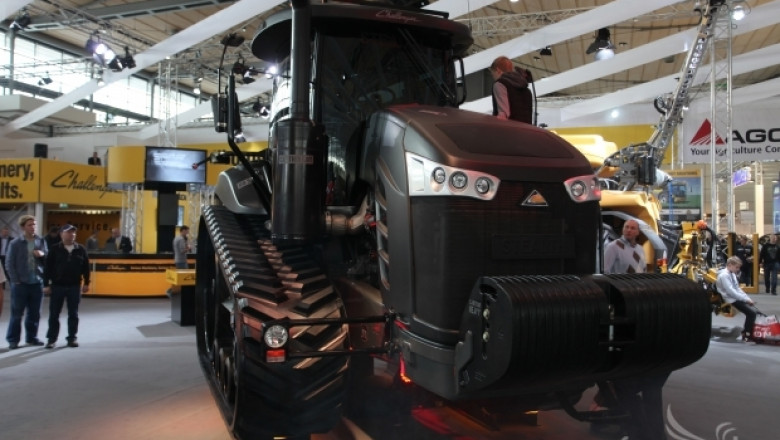 Challenger показа черен прототип на най-новия си трактор (ВИДЕО)