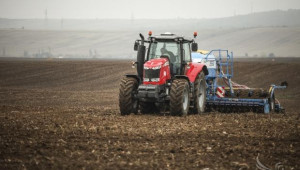 Фермер 2000 организира Седмица на големите отстъпки на агротехника - Agri.bg