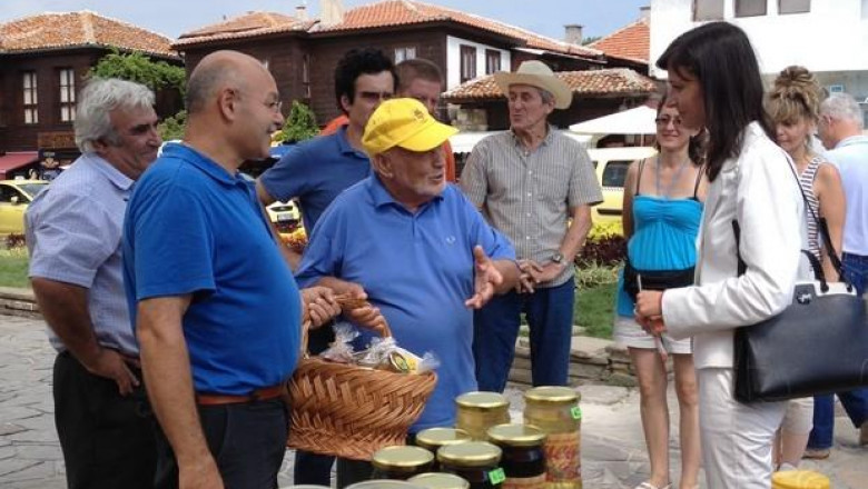 Пчелари да участват в схемата за малките земеделци в ОСП, обсъдиха в Несебър