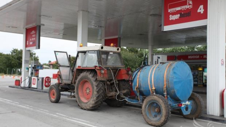 В активния сезон зачестяват кражбите на гориво от селскостопански машини