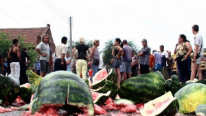 Производители на дини и домати протестираха в Любимец - Agri.bg