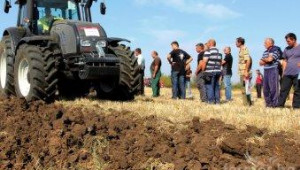 Трактори и почвообработваща техника ще представи фирма Варекс край В. Търново - Agri.bg