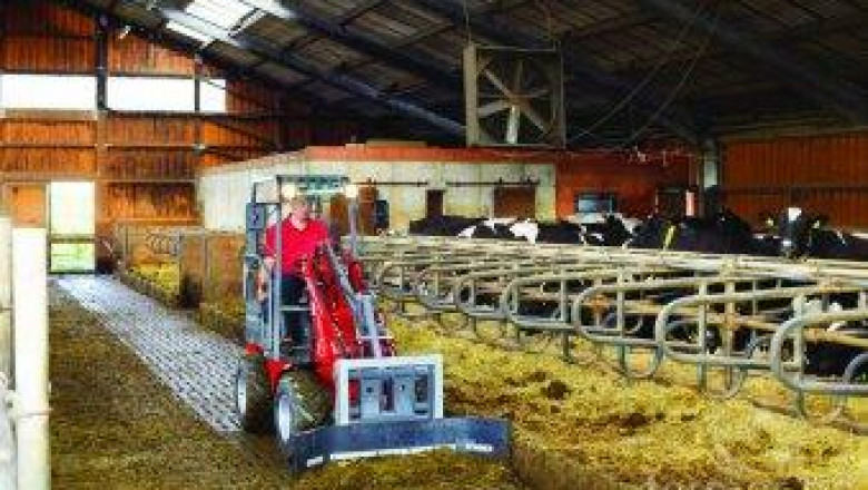 Серия от презентации за животновъдните ферми подготвят от Агритоп в реални условия на работа 