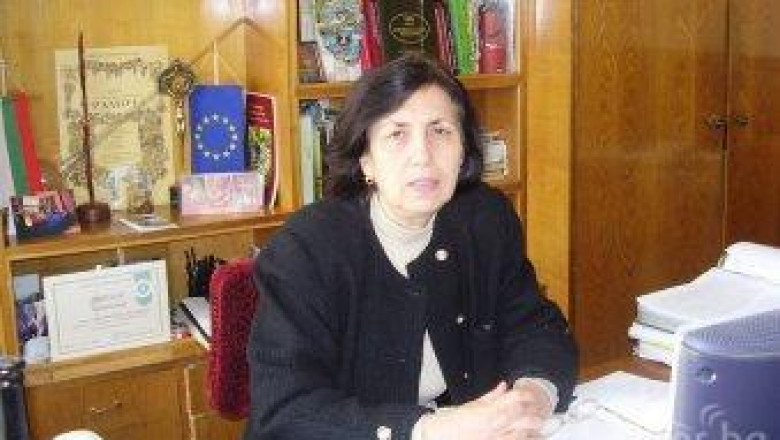 Доц. Виолета Димитрова, директор на ИЛВ : Очертава се тежка година за лозарите