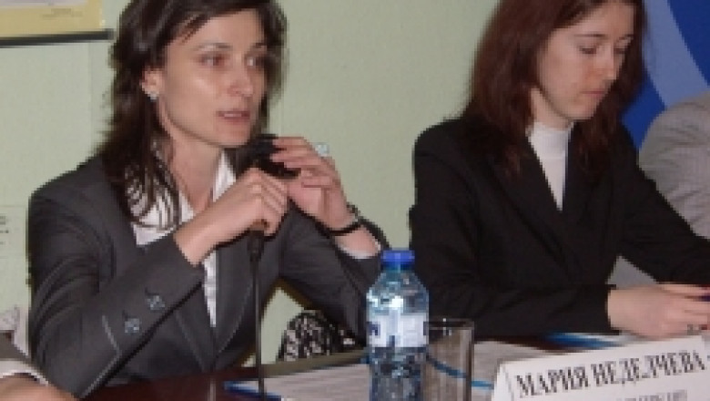 Отличиха евродепутата Мария Неделчева с титлата Царица на Пчеларите
