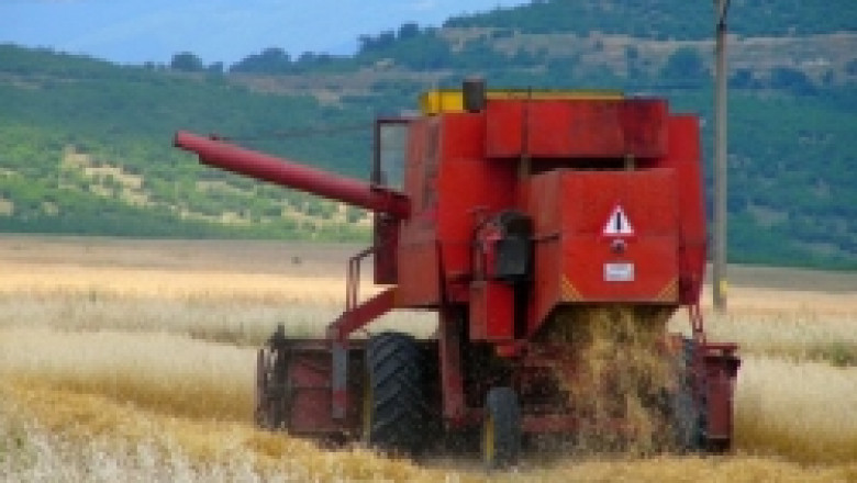 Започна жътвата в Благоевградско. Очакват 350 кг. пшеница от декар