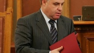 Мирослав Найденов ще отговаря на депутатски питания за "къртицата" на ОЛАФ - Agri.bg