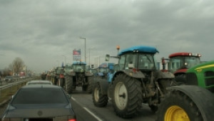 Гърция е блокирана от машините на протестиращи фермери - Agri.bg