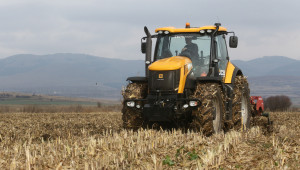 Силен спад в продажбата на трактори в Европа - Снимка 4