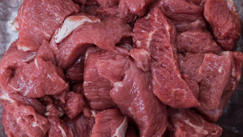 Спряха половин тон нелегално месо в Етрополе